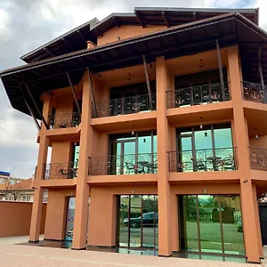 Vrazhdebna Hotel
