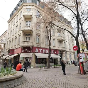 Top Center - Very Comfortable Private Guest house